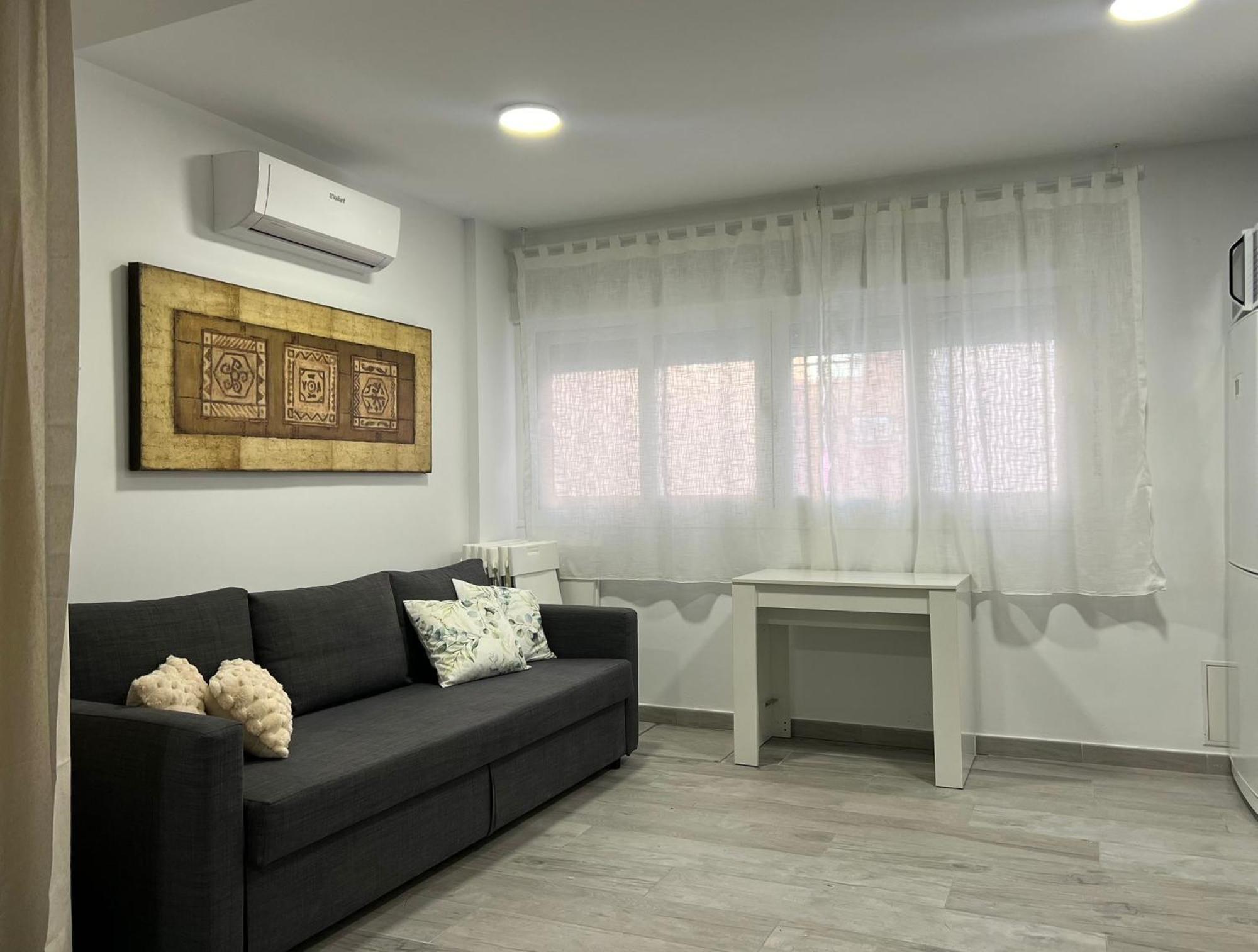 Cozy Apartment Up To 6 Persons 3 Min To Metro 马德里 外观 照片
